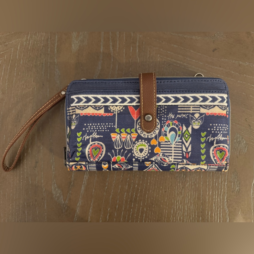 Sakroots Large Smartphone Crossbody Wristlet - Picture 2 of 4